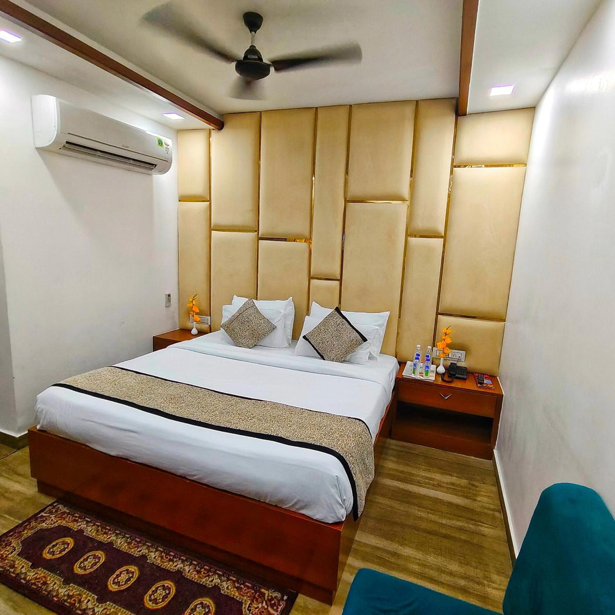 Hotel Taste Of India Агра Экстерьер фото