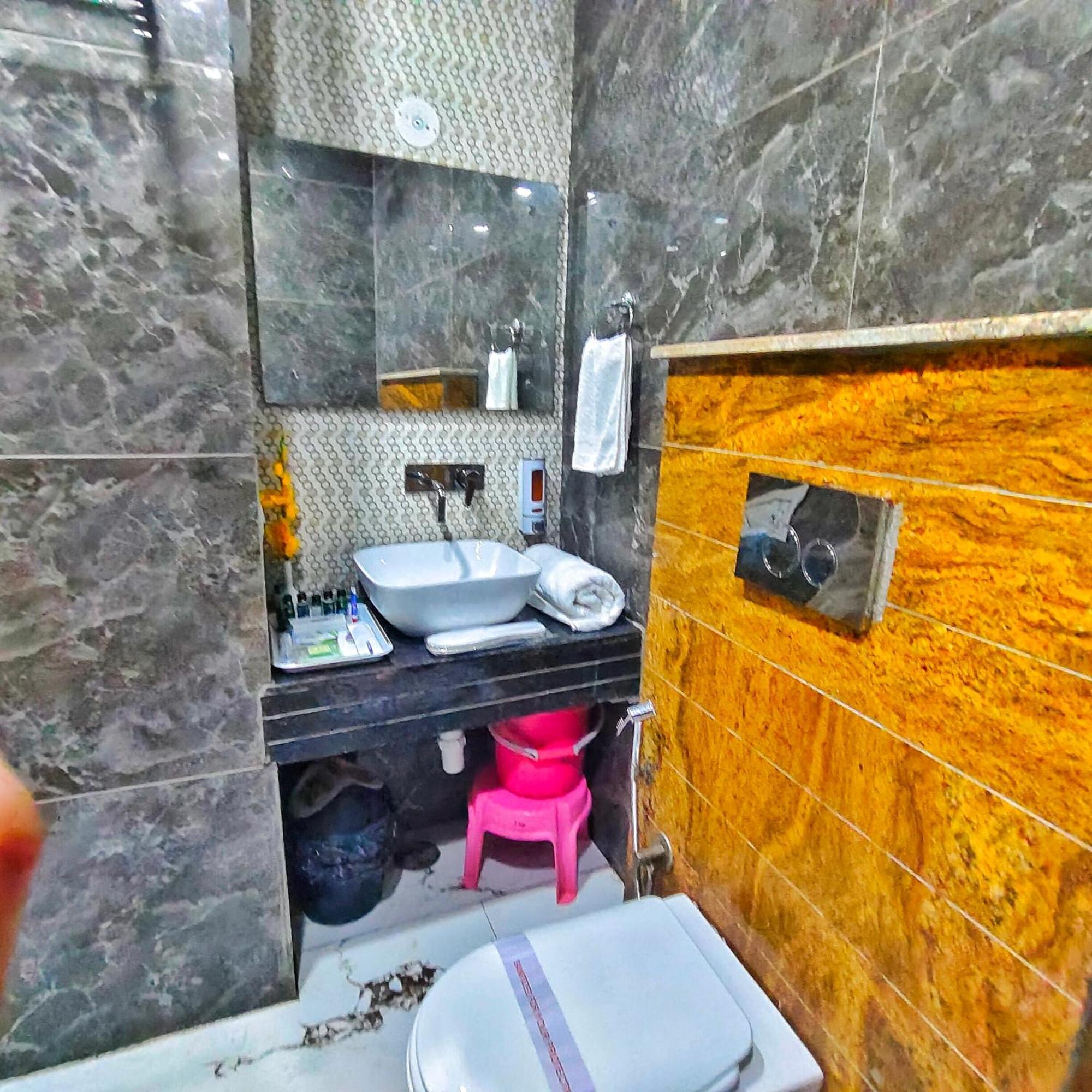 Hotel Taste Of India Агра Экстерьер фото