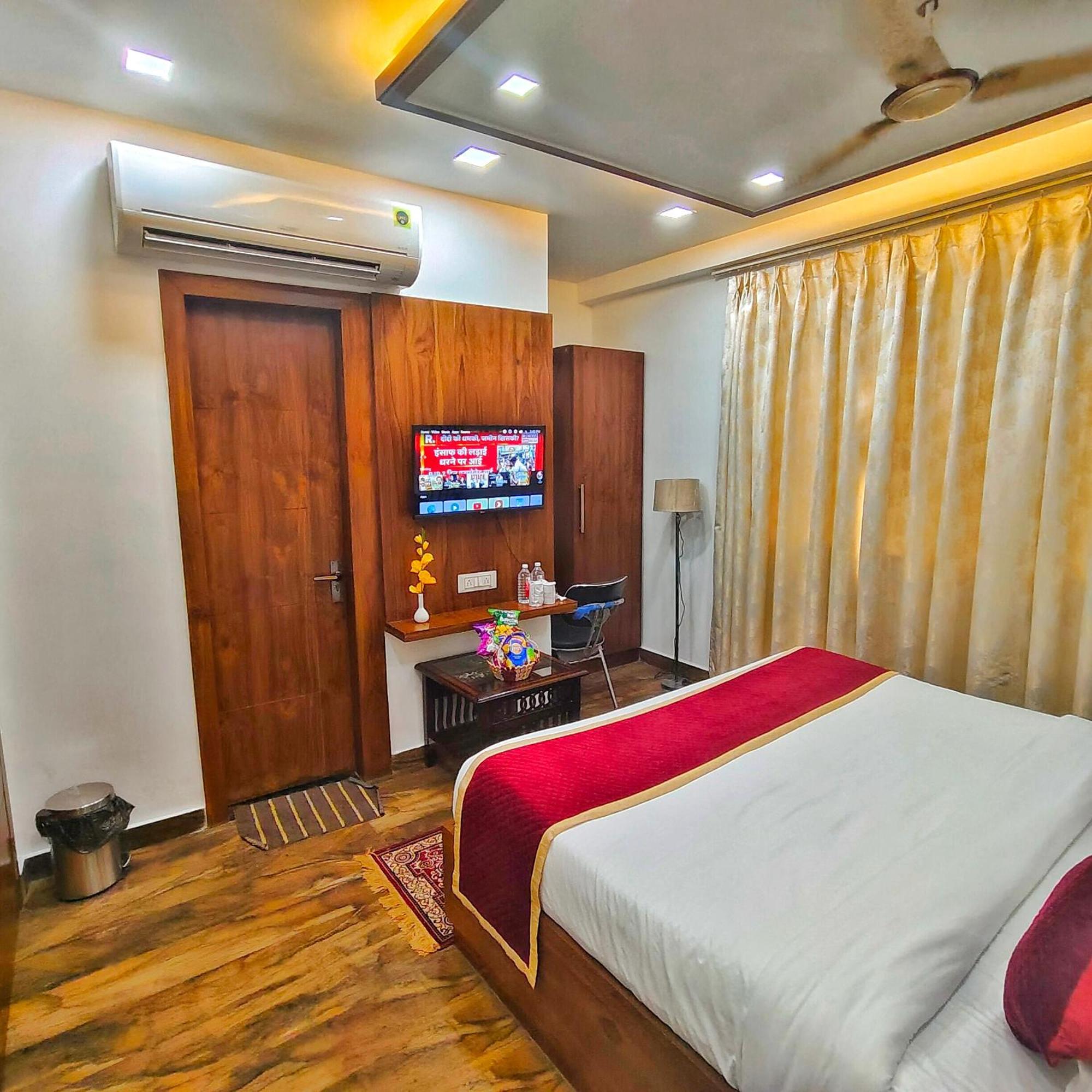 Hotel Taste Of India Агра Экстерьер фото
