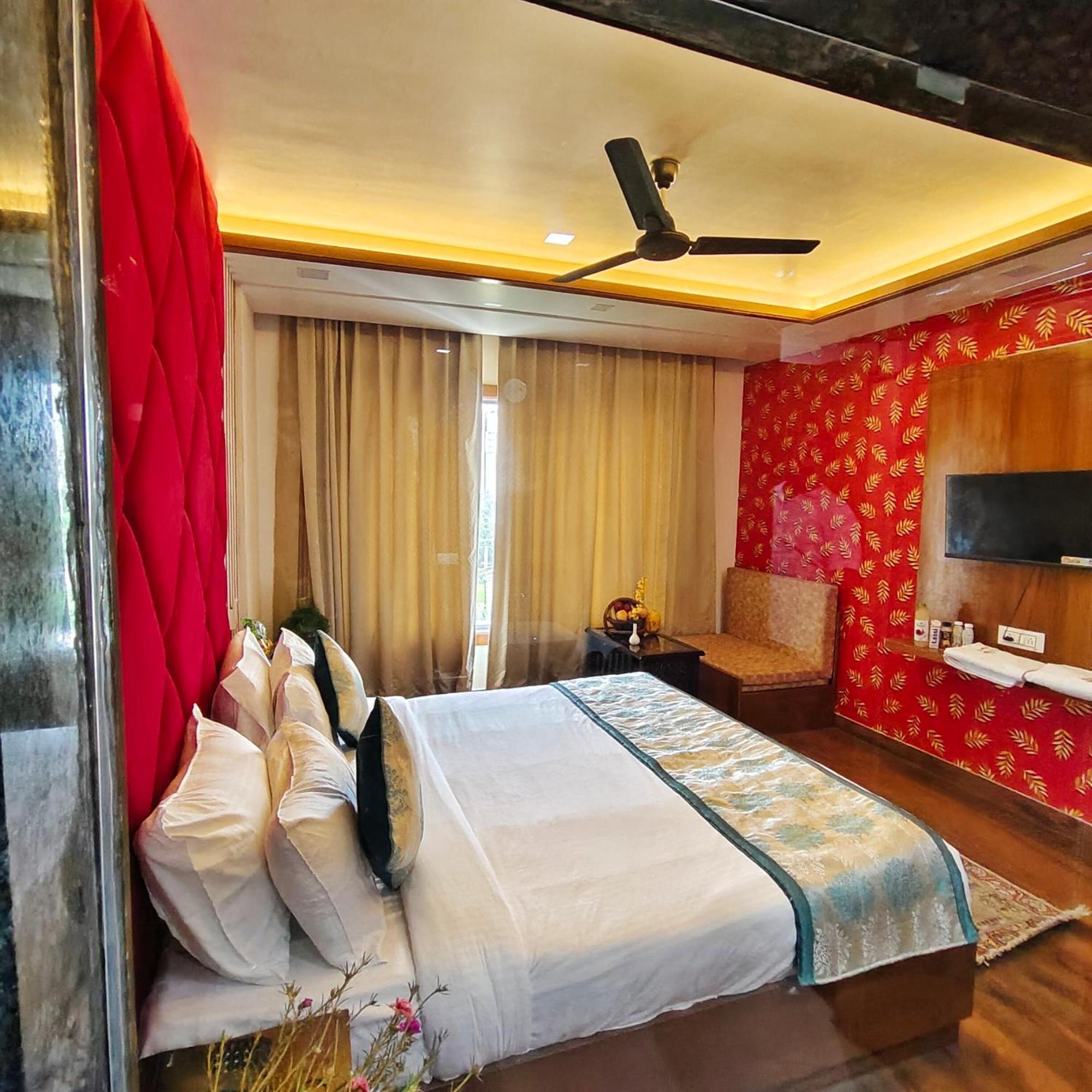 Hotel Taste Of India Агра Экстерьер фото